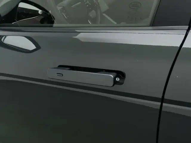 Land Rover Range Rover Evoque — Фото автомобиля 18