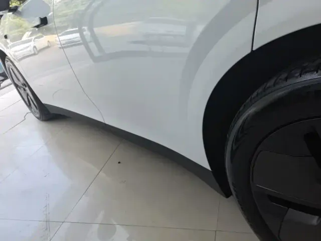 Li Auto i6 — Фото автомобиля 21