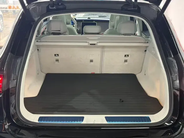 Mercedes-Benz Mercedes-Benz EQE SUV 2023 500 4MATIC — Фото автомобиля 18