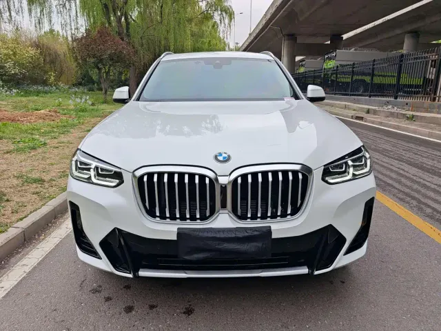 BMW X3 — Фото автомобиля 2
