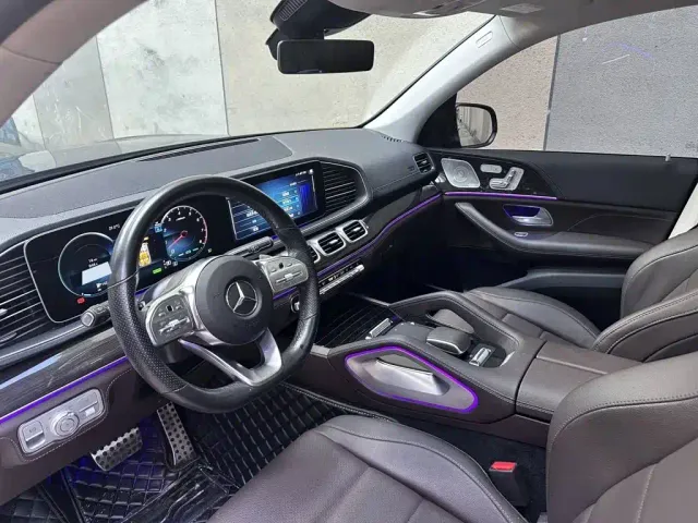 Mercedes-Benz GLS-Class — Фото автомобиля 11