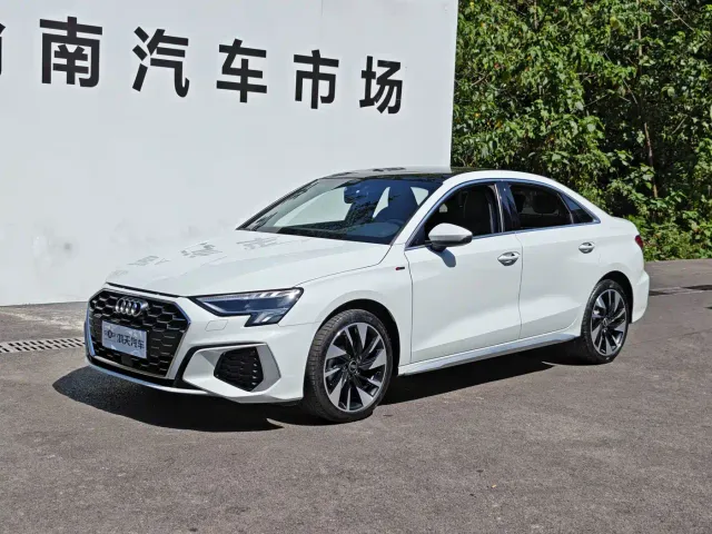 Фотография автомобиля — Audi A3