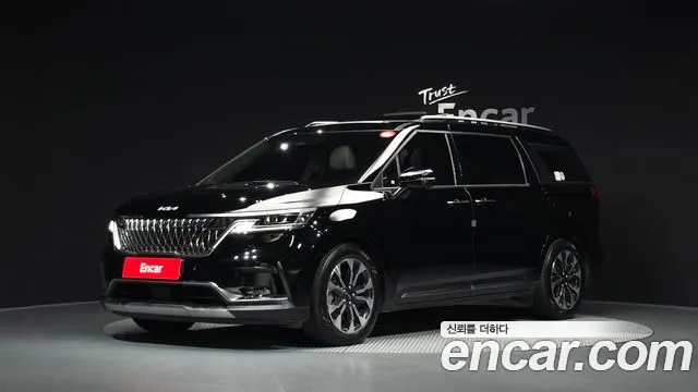 Фотография автомобиля — Kia Carnival Generation 4