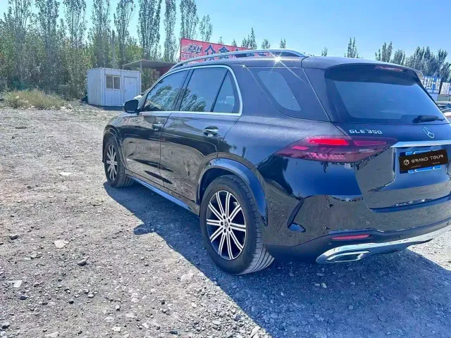 Mercedes-Benz GLE-Class — Фото автомобиля 5