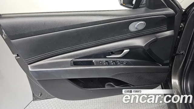Hyundai Avante CN7 — Фото автомобиля 13