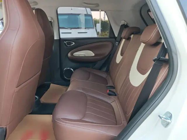 Wuling Bingo — Фото автомобиля 16