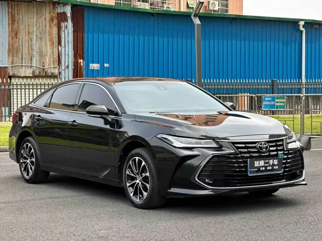 Фотография автомобиля — Toyota Avalon