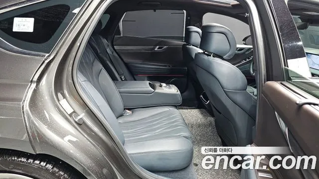 Genesis G80 Бензин 2.5 турбо AWD — Фото автомобиля 8