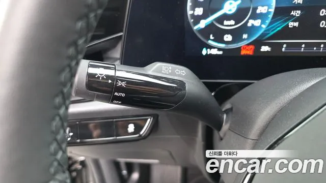 Kia Niro — Фото автомобиля 24