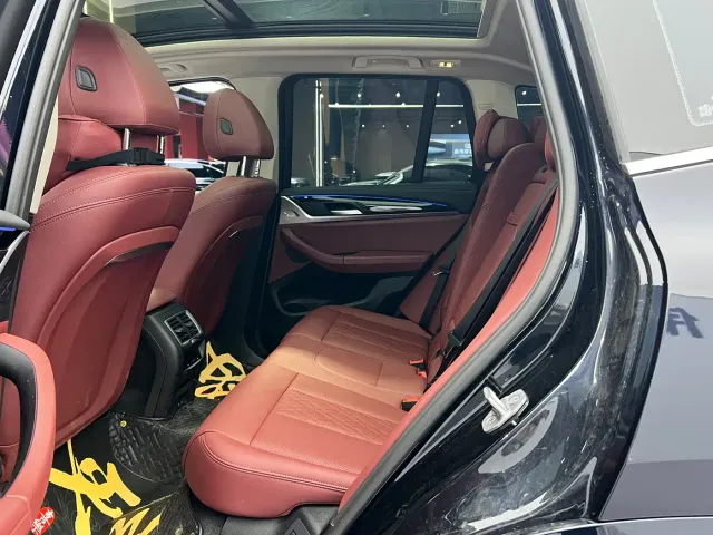 BMW X3 — Фото автомобиля 13