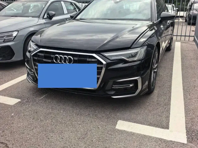 Фотография автомобиля — Audi A6L