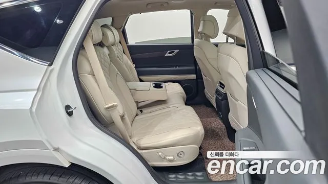Genesis GV80 — Фото автомобиля 17