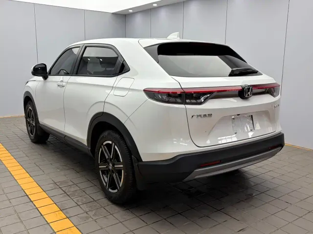 Honda Vezel — Фото автомобиля 4