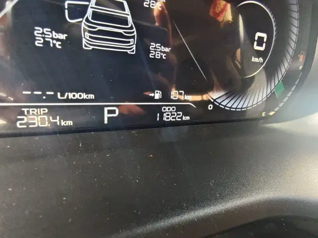 Geely Emgrand — Фото автомобиля 13