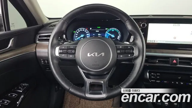 Kia K5 Generation 3 — Фото автомобиля 13