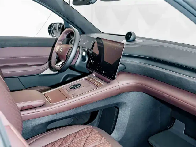 Nio EC6 — Фото автомобиля 18