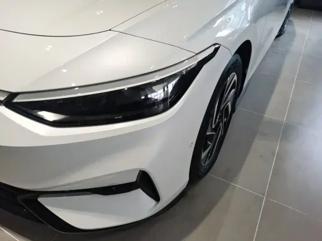 Volkswagen ID.7 Vizzion — Фото автомобиля 23