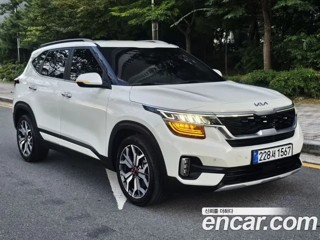 Kia Seltos — Фото автомобиля 4