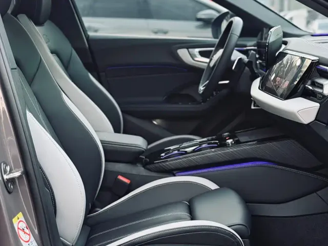 Audi A5L — Фото автомобиля 12