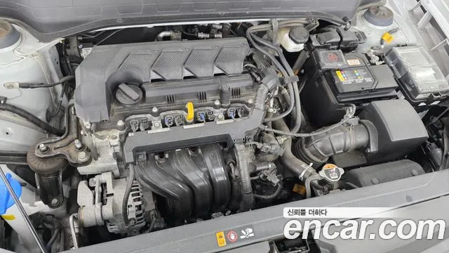Hyundai Venue — Фото автомобиля 6