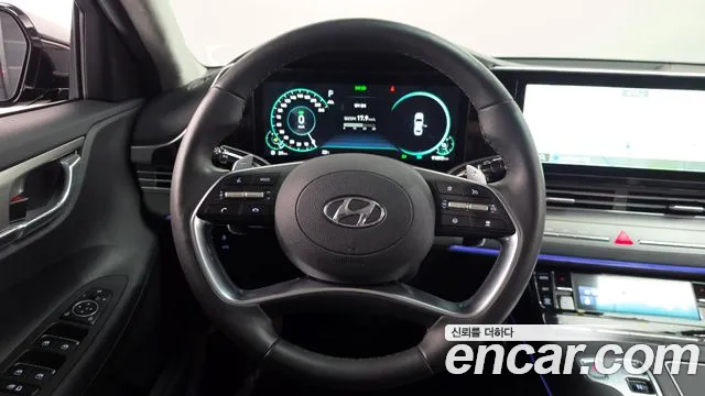 Hyundai Grandeur (New) Hybrid — Фото автомобиля 18