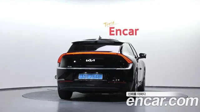 Kia EV6 — Фото автомобиля 4