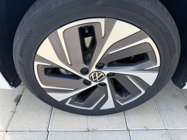 Volkswagen Bora — Фото автомобиля 4