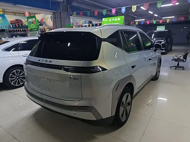 GAC Aion Y — Фото автомобиля 6