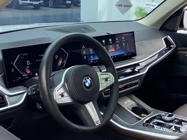 BMW X5 — Фото автомобиля 9