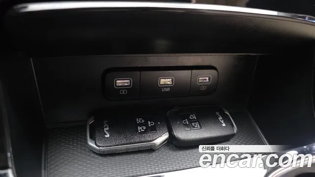 Kia Canival Carnival 4 поколение Бензин 9 мест Signature — Фото автомобиля 28