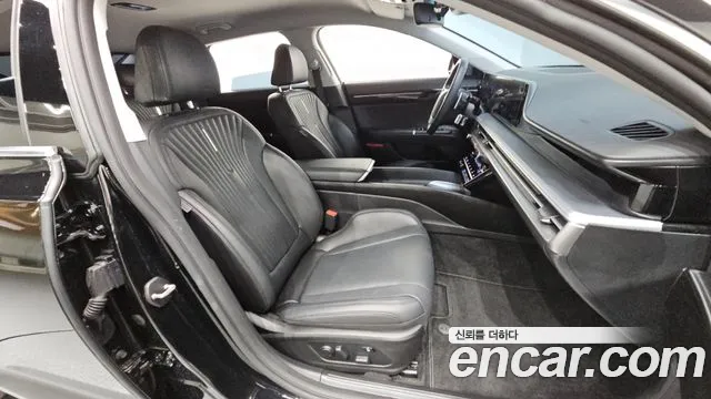 Hyundai Grandeur GN7 — Фото автомобиля 18