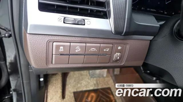 KG_Mobility_Ssangyong Rexton All Rexton Дизель 2.2 4WD — Фото автомобиля 23