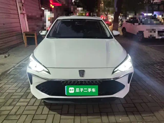 Roewe i5 — Фото автомобиля 2