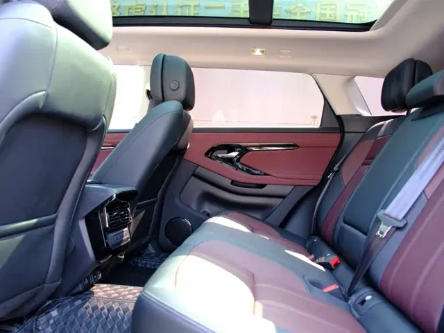 Land Rover Range Rover Evoque — Фото автомобиля 13