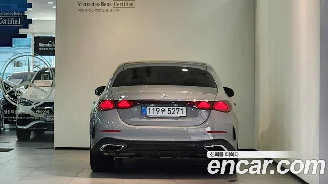 Mercedes-Benz E-Class — Фото автомобиля 6
