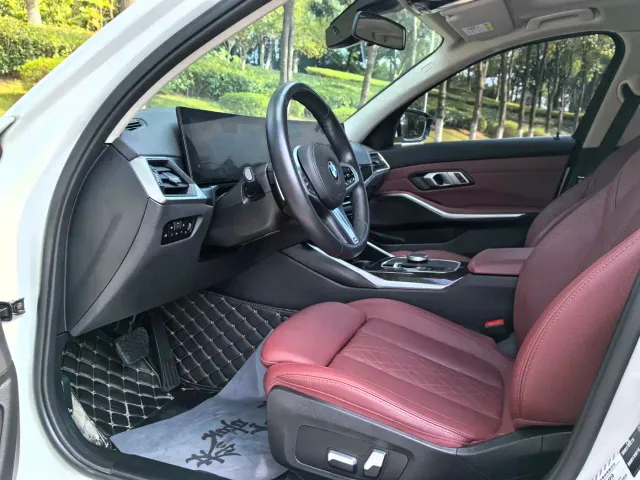 BMW 3 Series — Фото автомобиля 10