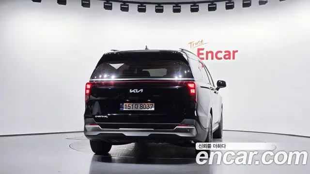 Kia Carnival 4th Gen — Фото автомобиля 4