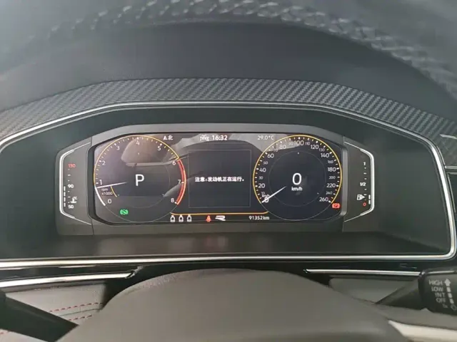 Volkswagen Tiguan X — Фото автомобиля 11