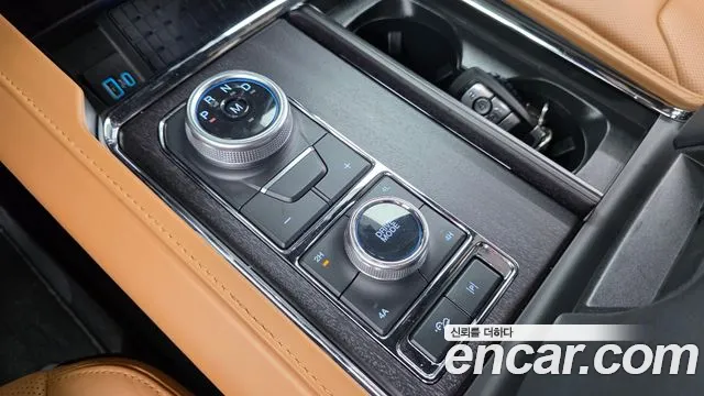 Ford Expedition — Фото автомобиля 9