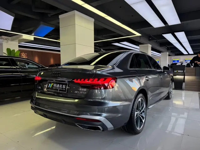 Audi A4L — Фото автомобиля 5