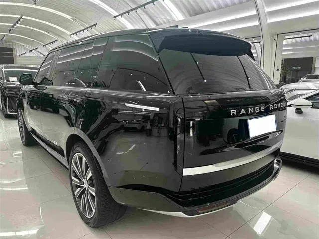 Land Rover Range Rover — Фото автомобиля 19