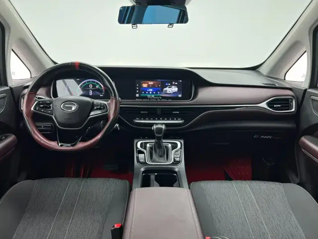 GAC Trumpchi M6 — Фото автомобиля 17