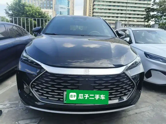 BYD Tang — Фото автомобиля 2