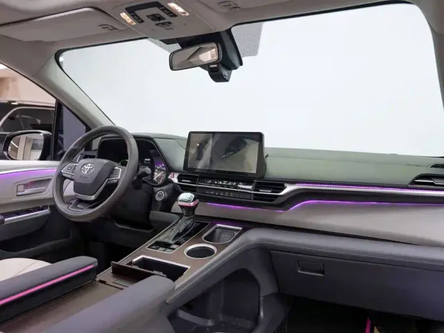 Toyota Granvia — Фото автомобиля 8