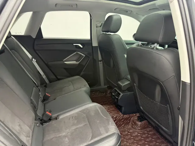 Audi Q3 — Фото автомобиля 9