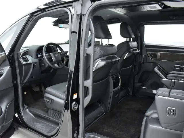 Toyota Alphard — Фото автомобиля 22