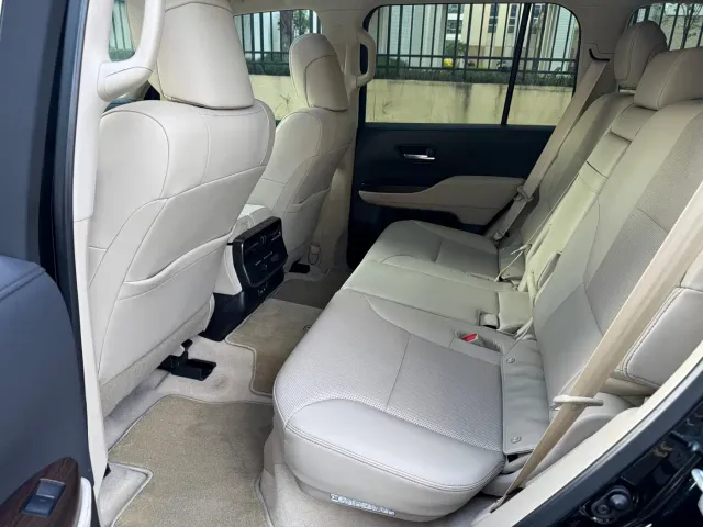 Toyota Land Cruiser — Фото автомобиля 14