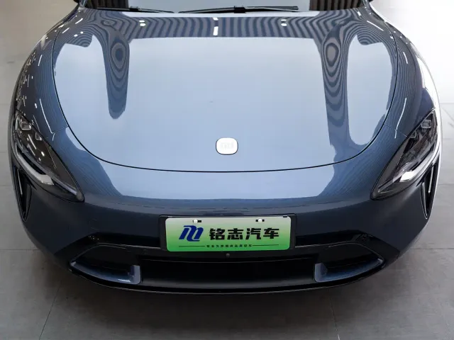 Xiaomi SU7 — Фото автомобиля 10