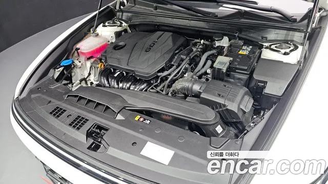 Hyundai Grandeur GN7 — Фото автомобиля 6