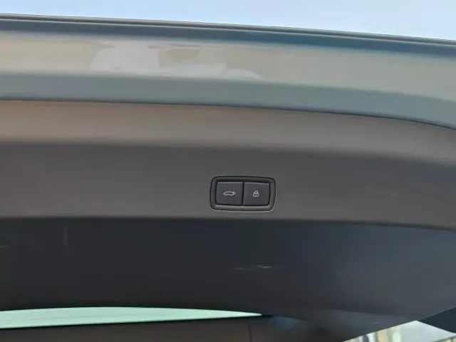 Li Auto MEGA — Фото автомобиля 28